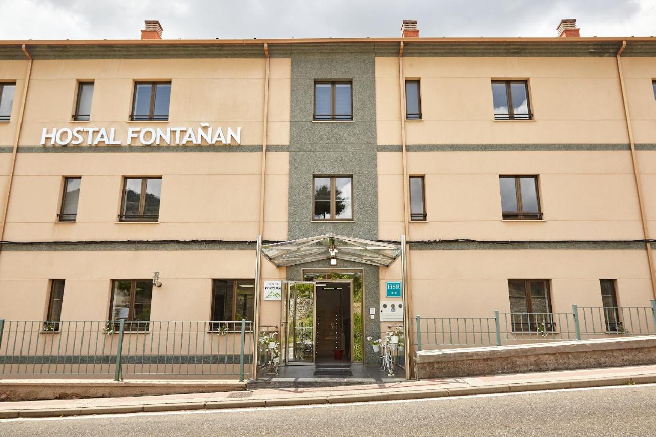 Hostal Fontanan La Pola de Gordon 外观 照片